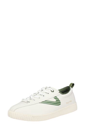 Tretorn Set Point Low Top Sneaker In White/green