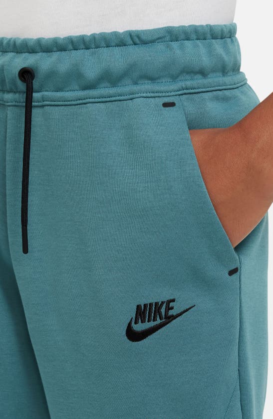 Nike Sportswear Tech Fleece Big Kids' (boys') Pants In Green | ModeSens