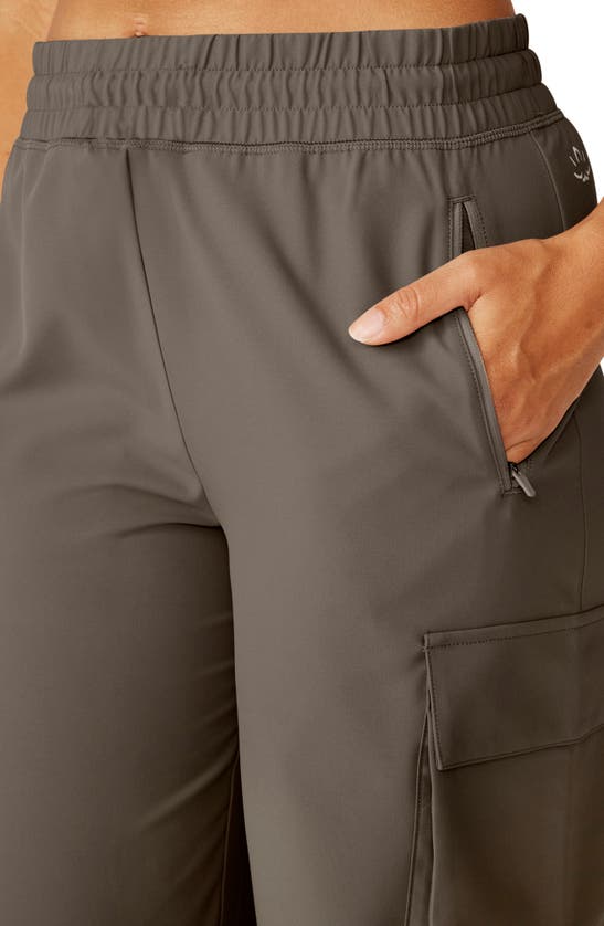 BEYOND YOGA BEYOND YOGA CITY CHIC CARGO PANTS