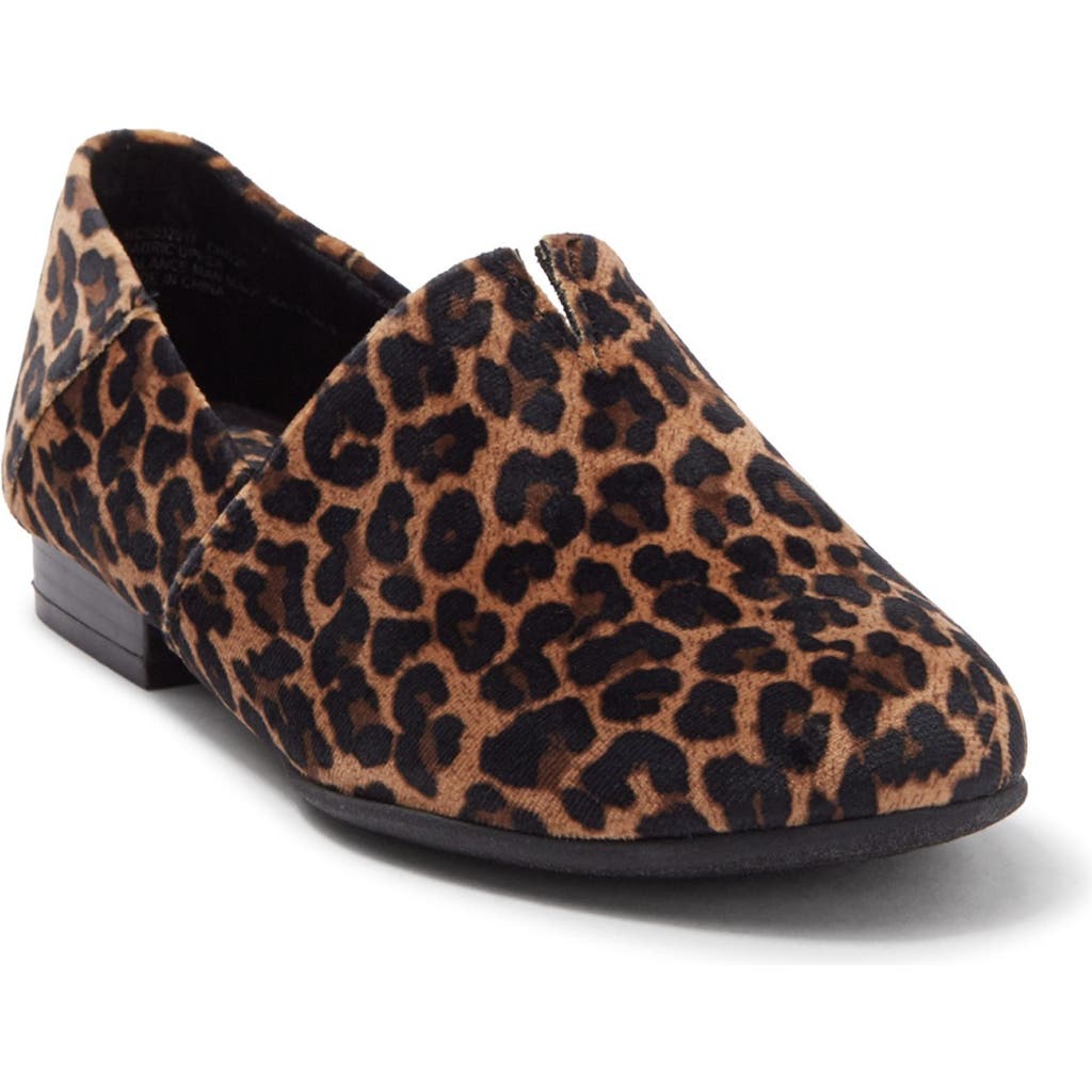 B O C By Børn Suree Leather Loafer In Tan Leopard Fabric
