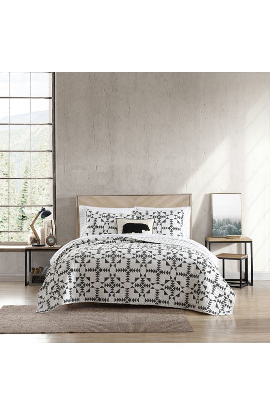 Eddie Bauer Arrowhead Cotton Quilt 3-piece Set In Carbon