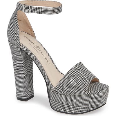 Chinese Laundry Avenue2 Platform Sandal- Black