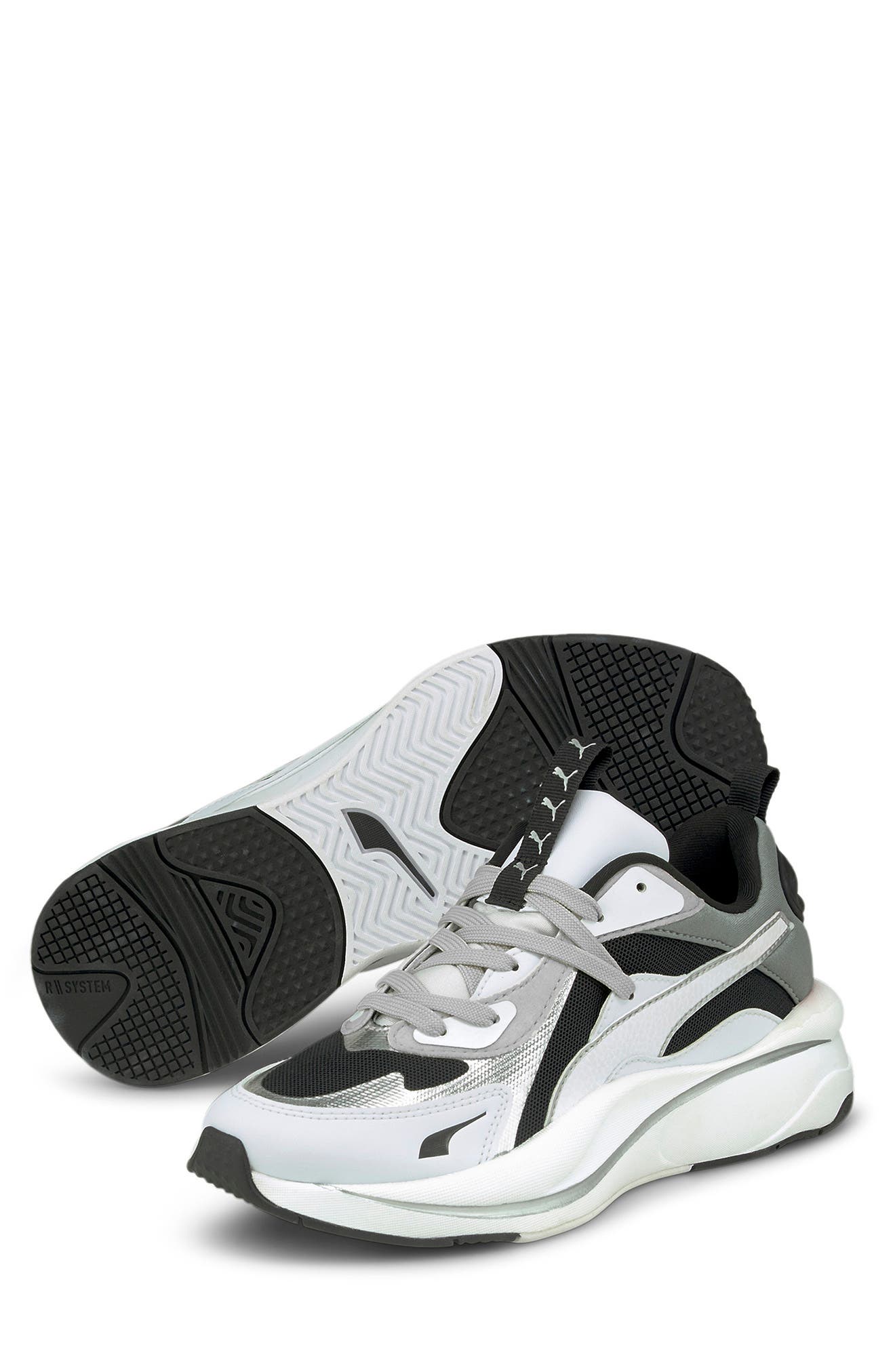 Puma Curve Glow Sneaker In Black | ModeSens