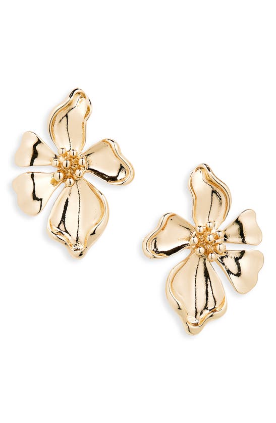 Nordstrom Rack Sculpted Flower Stud Earrings In Gold