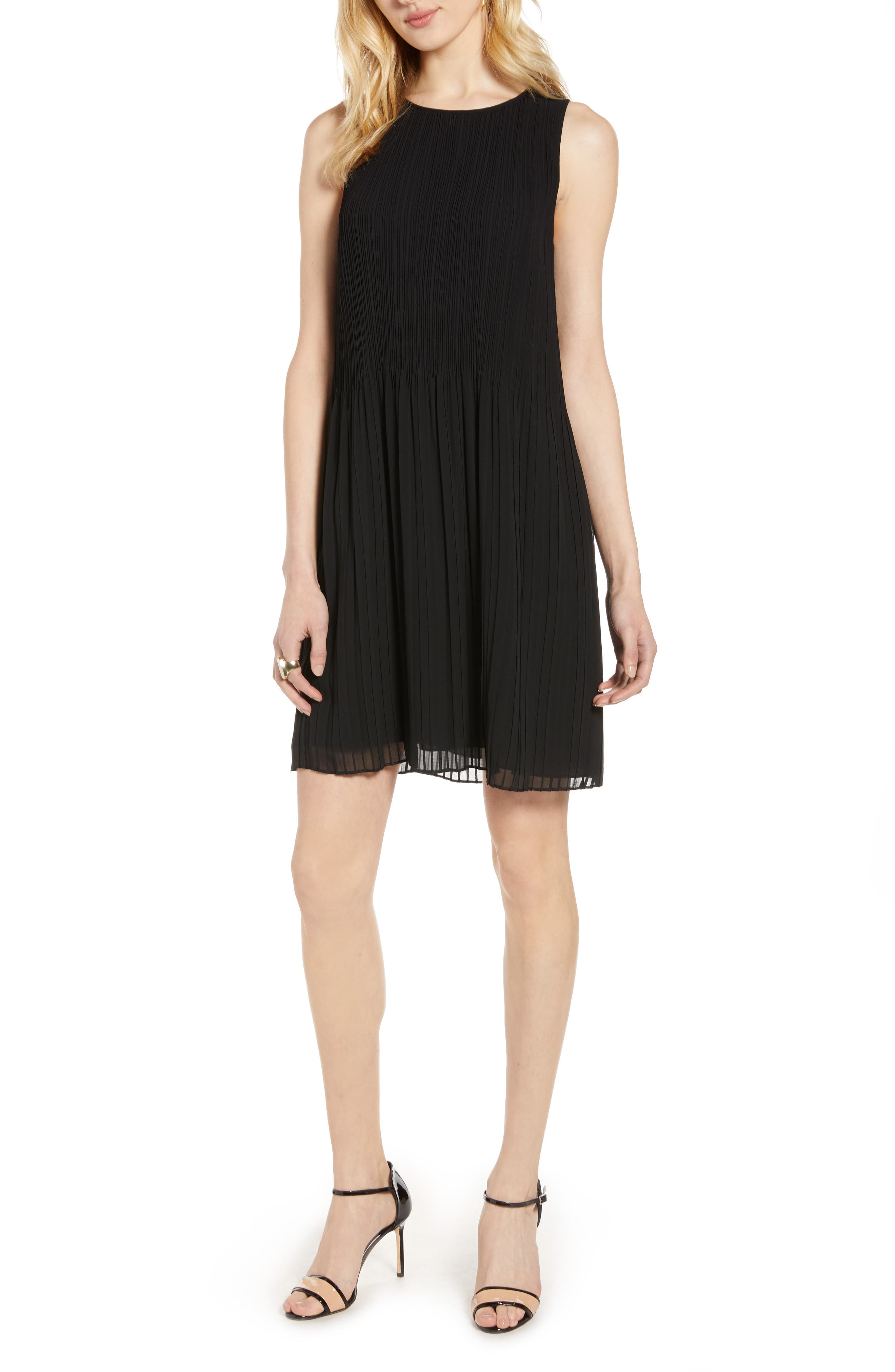 pleated sleeveless dress