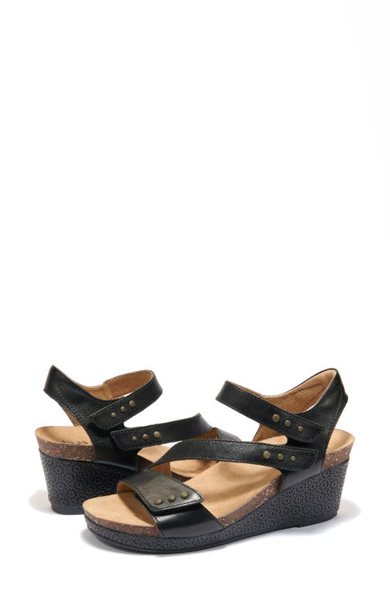 Halsa Footwear Gisella Wedge Sandal In Black