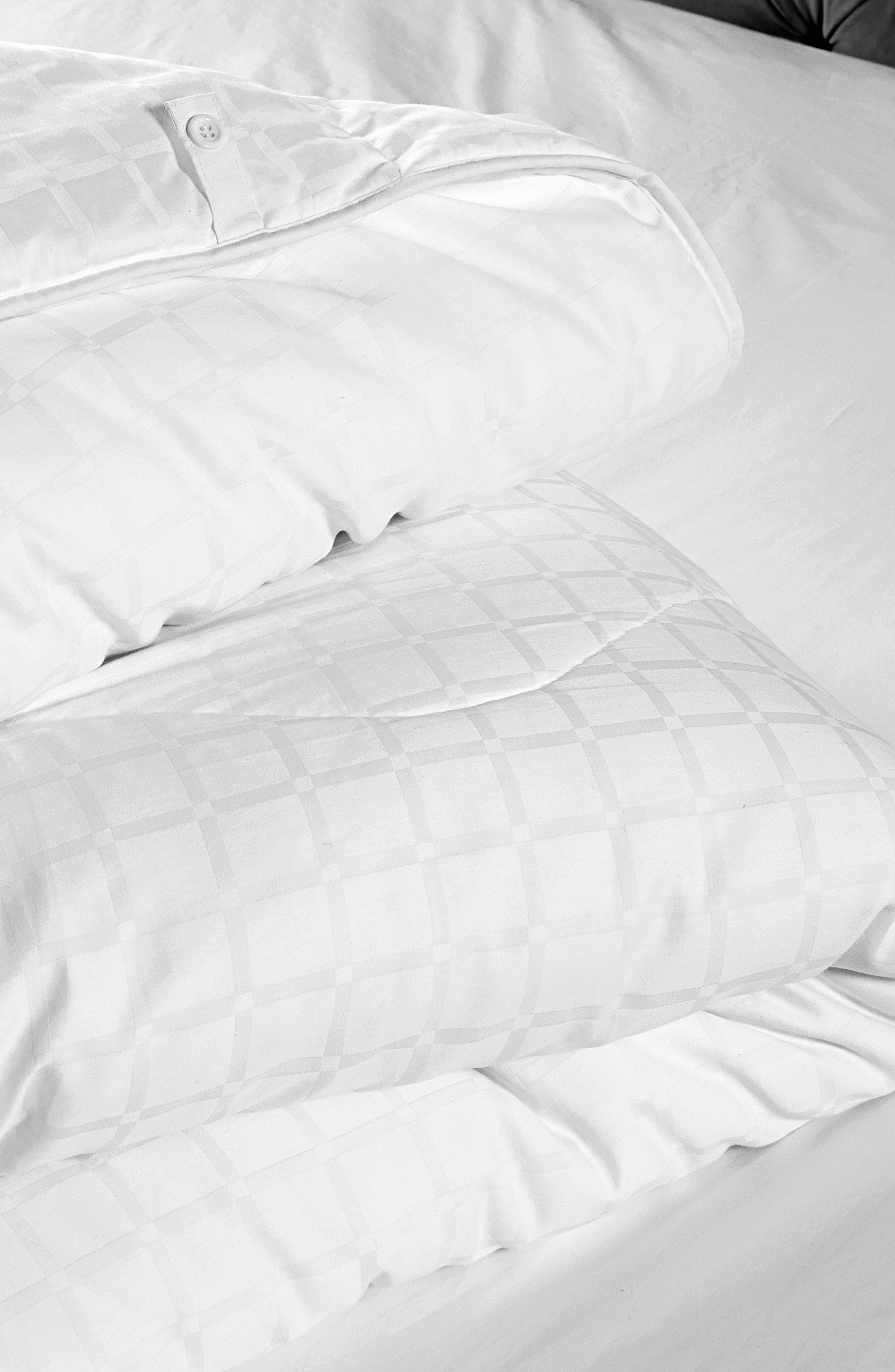 Comforters & Quilts | Nordstrom