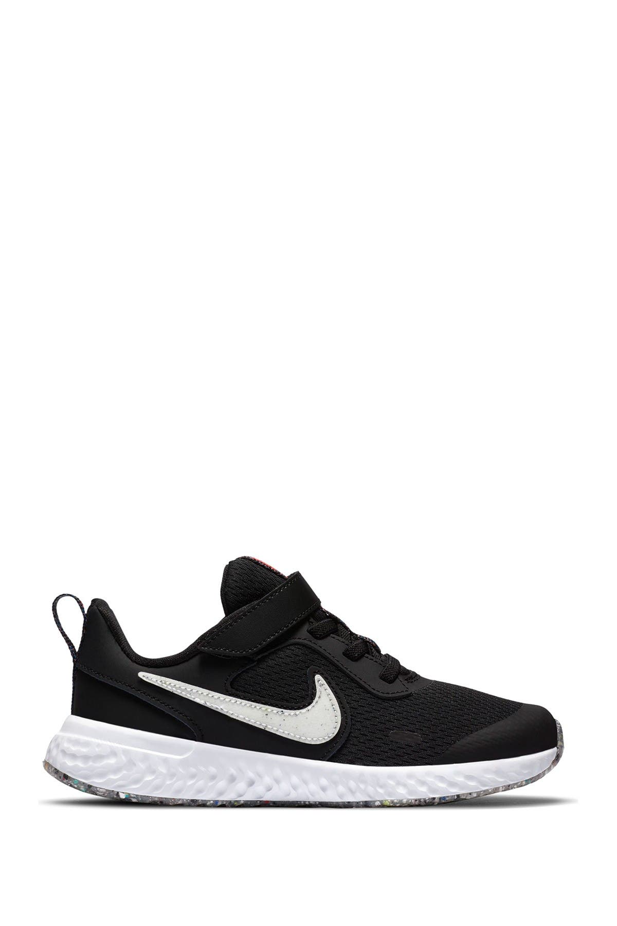 nike revolution 27