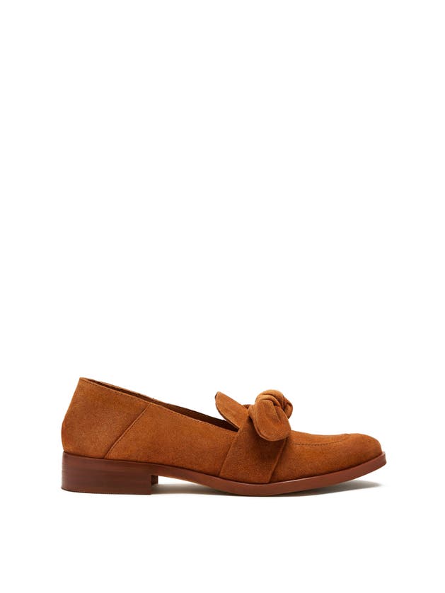 Shop Maguire Valencia Loafer In Tan