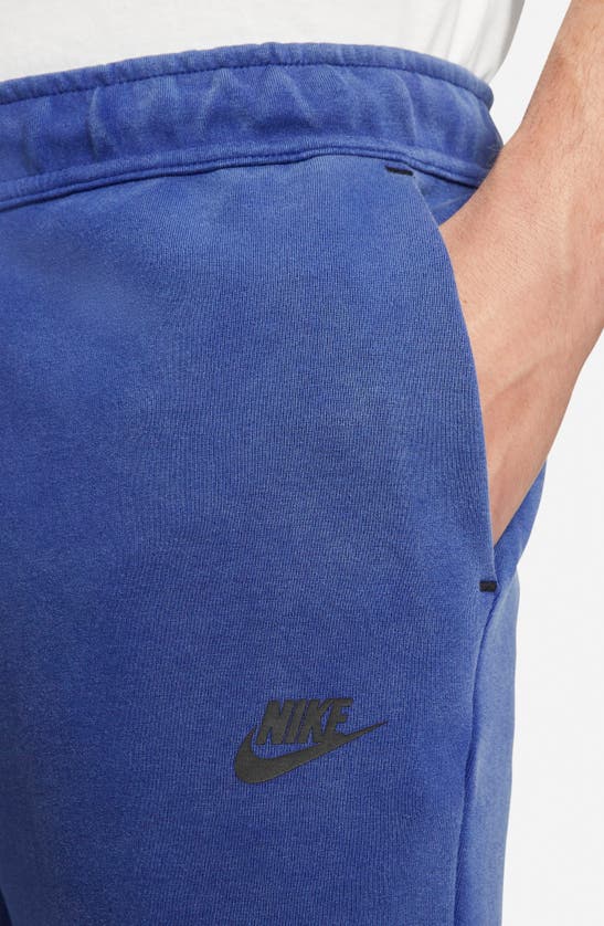 NIKE SPORTSWEAR TECH FLEECE SHORTS