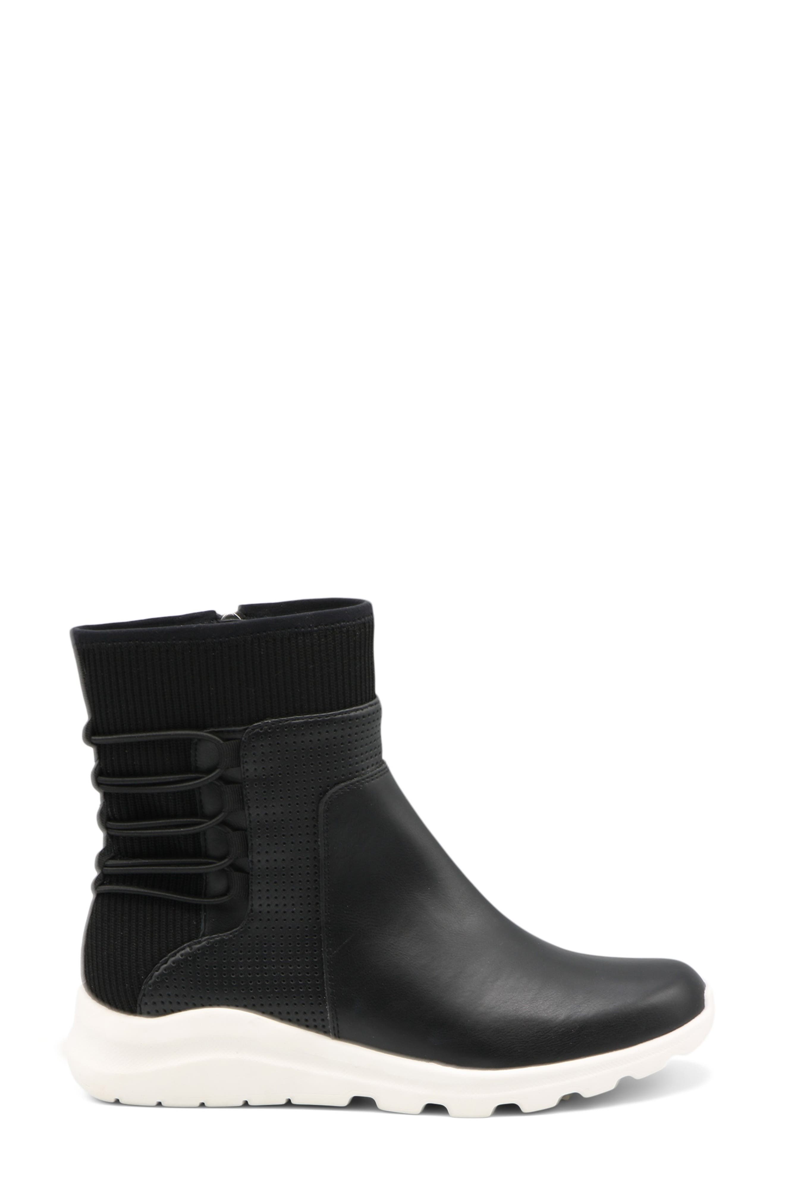 Adrienne Vittadini Tabby Women's Shoes Black : 7.5 M