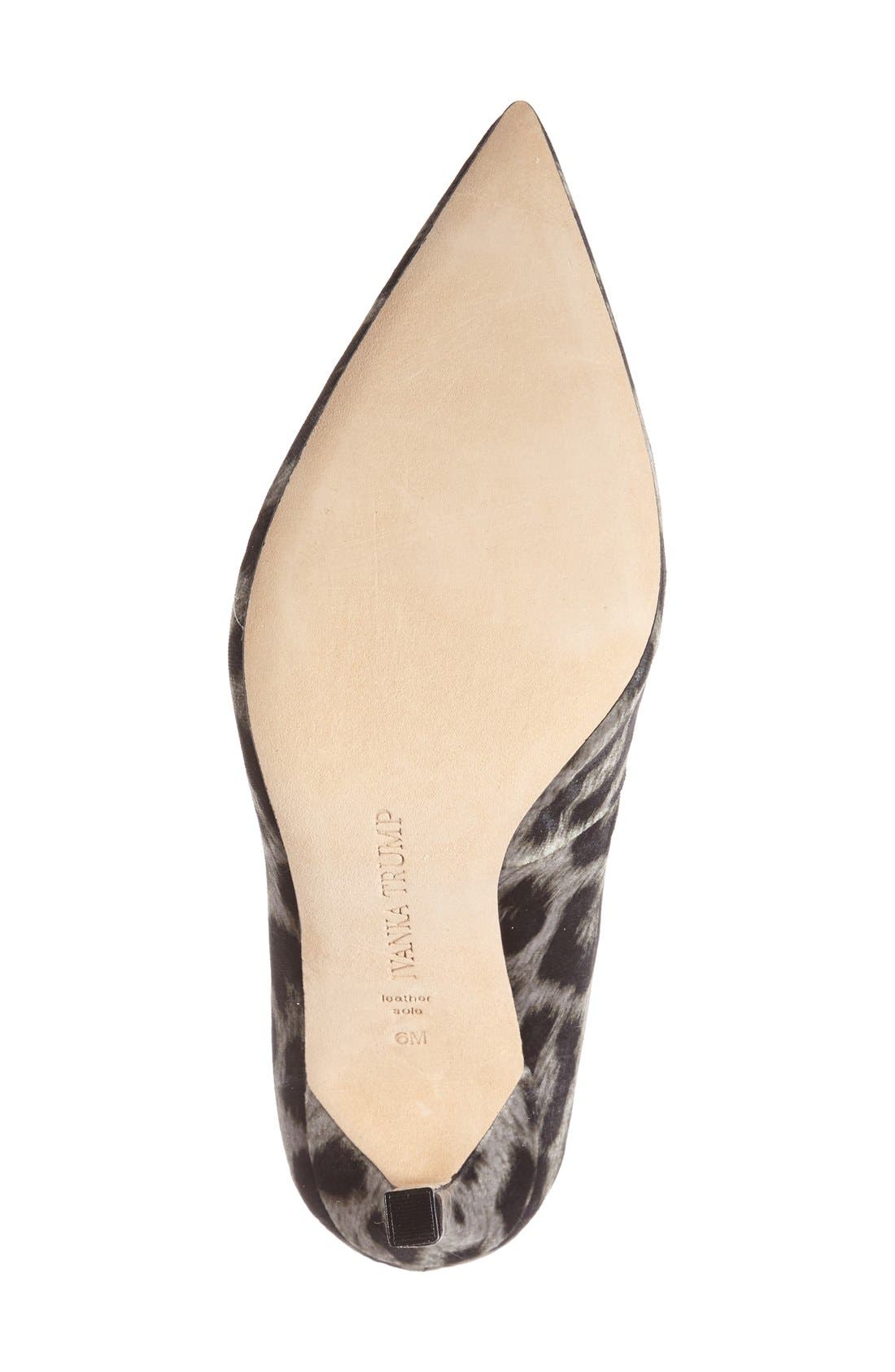 IVANKA TRUMP,
                                                'Carra' Pump,
                                                Alternate thumbnail 2, color,
                                                264