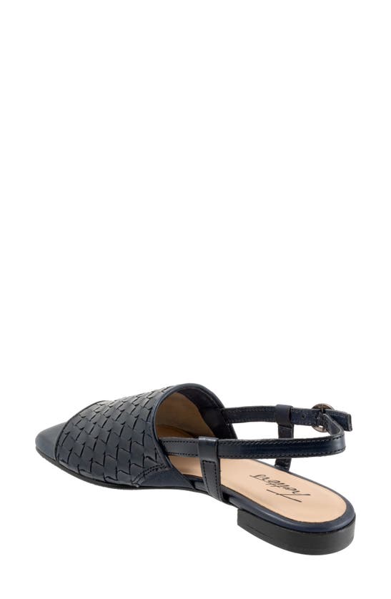 Trotters Nola Slingback Sandal In Navy