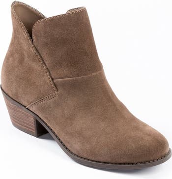 Me too zena sales ankle boot