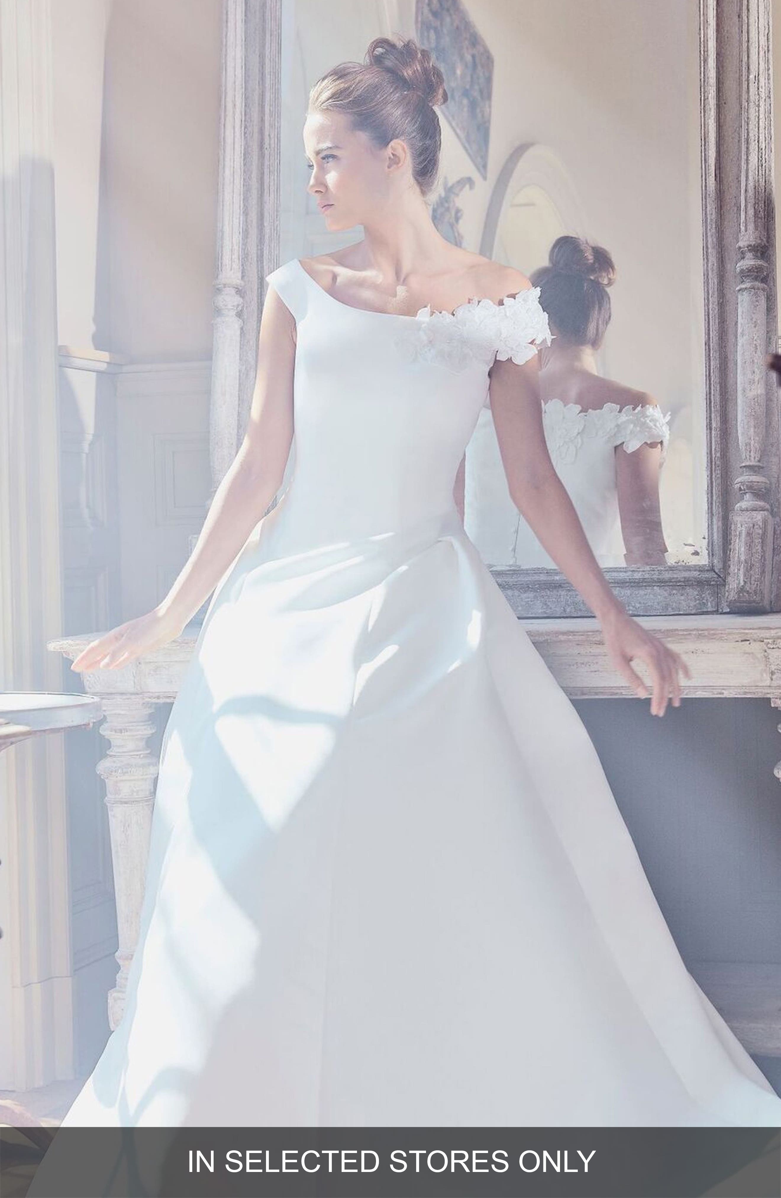 Sareh Nouri Ophelia Off The Shoulder Faille Ballgown, Size - Ivory