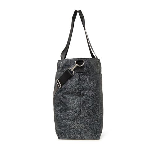 Baggallini Large Carryall Tote In Midnight Blossom