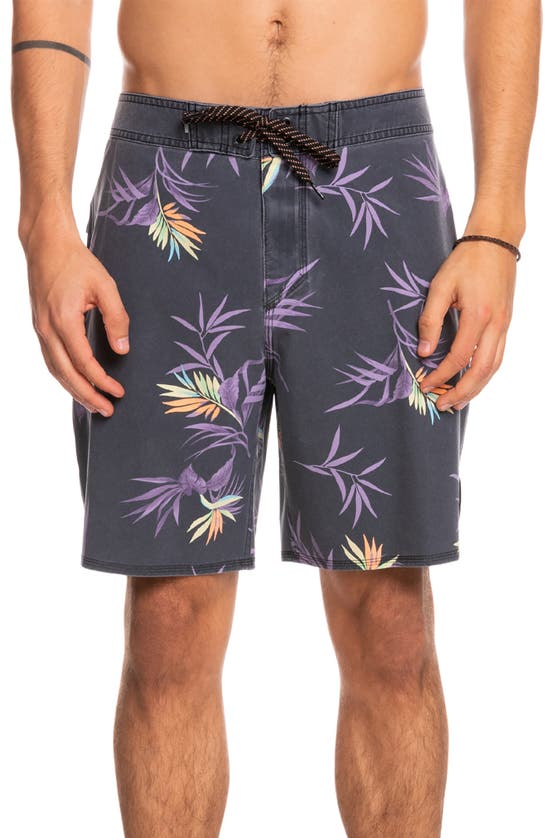 QUIKSILVER SURFSILK WASHED BOARD SHORTS 