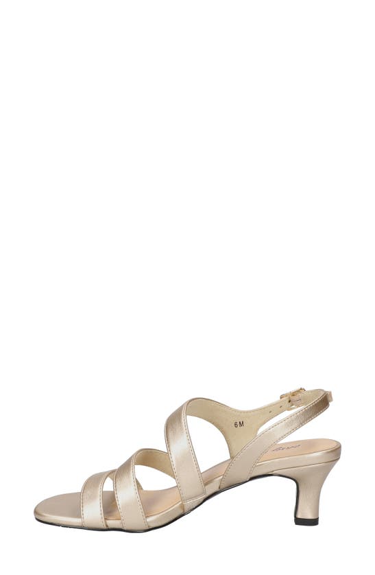 Easy Street Como Womens Faux Leather Strappy Slingback Sandals In Champagne