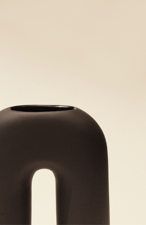 Osmos Studio Zo Vase In Off Black