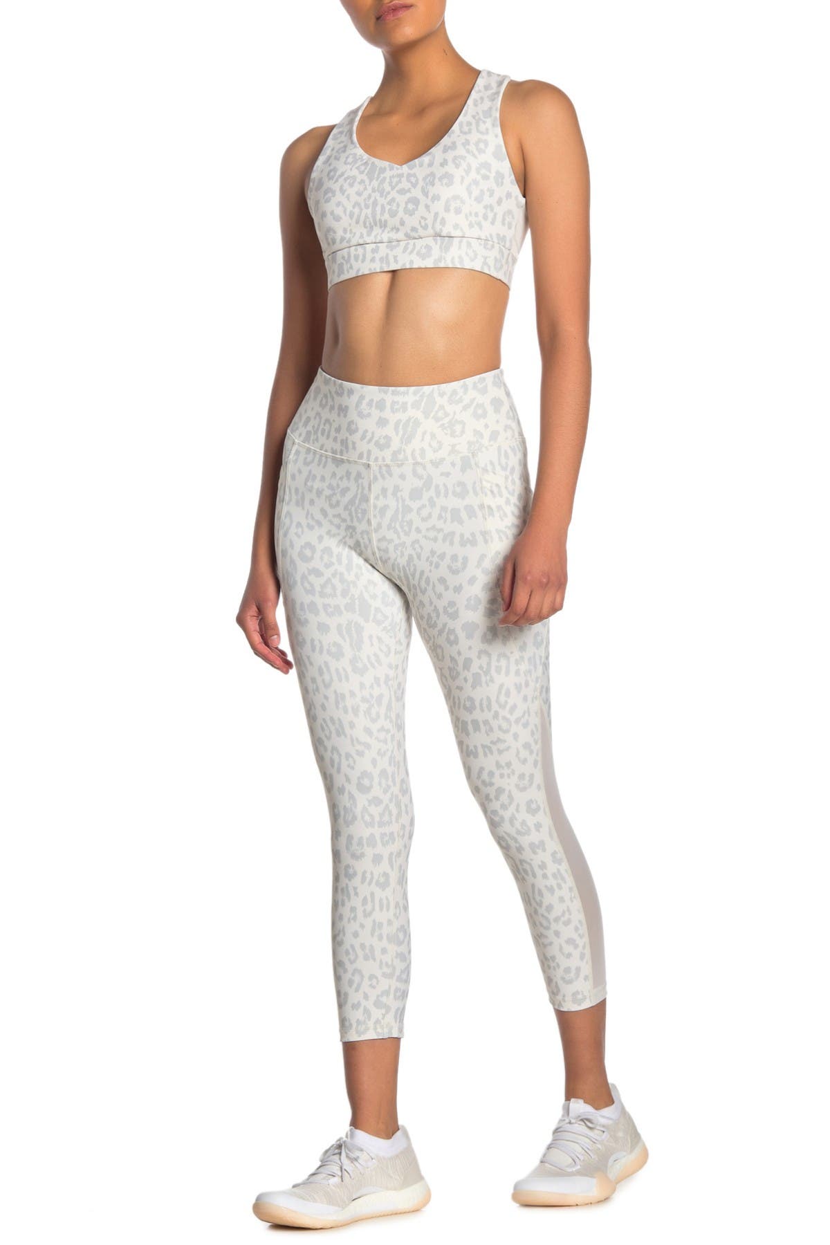 slim fit capri pants