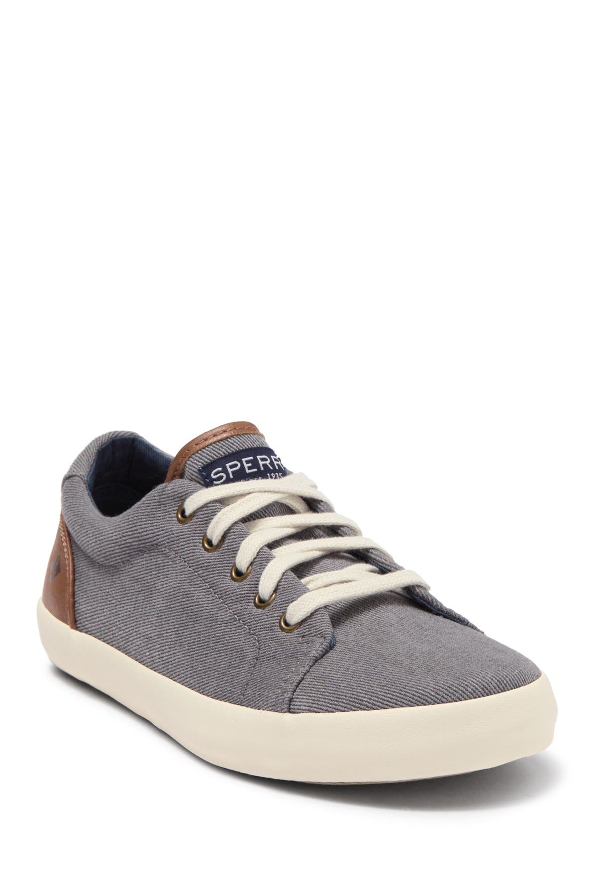 boys sperrys