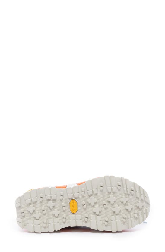 P448 Monalea Sneaker In White Tree
