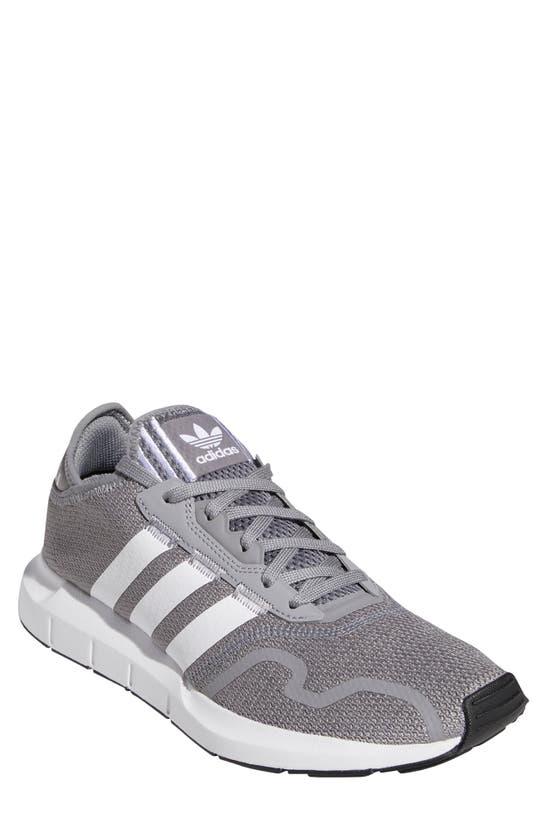 ADIDAS ORIGINALS SWIFT RUN X SNEAKER,H04306