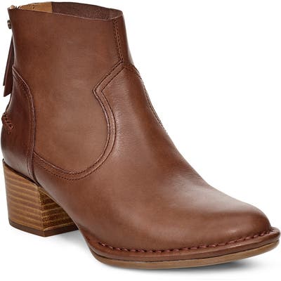 UGG Bandara Bootie, Brown