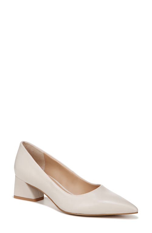 Racer Pointed Toe Pump in Putty