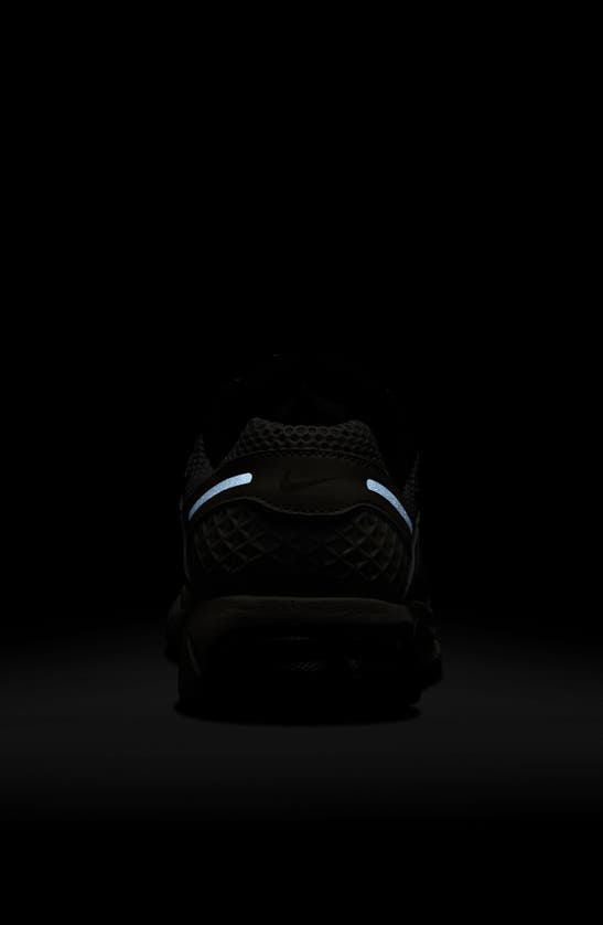 Nike Zoom Vomero 5 Sneaker In Phantom/ Platinum/ Light Iron