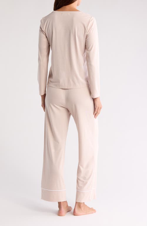 BAREFOOT DREAMS BAREFOOT DREAMS® PIPED V-NECK LONG SLEEVE T-SHIRT & PANTS PAJAMAS
