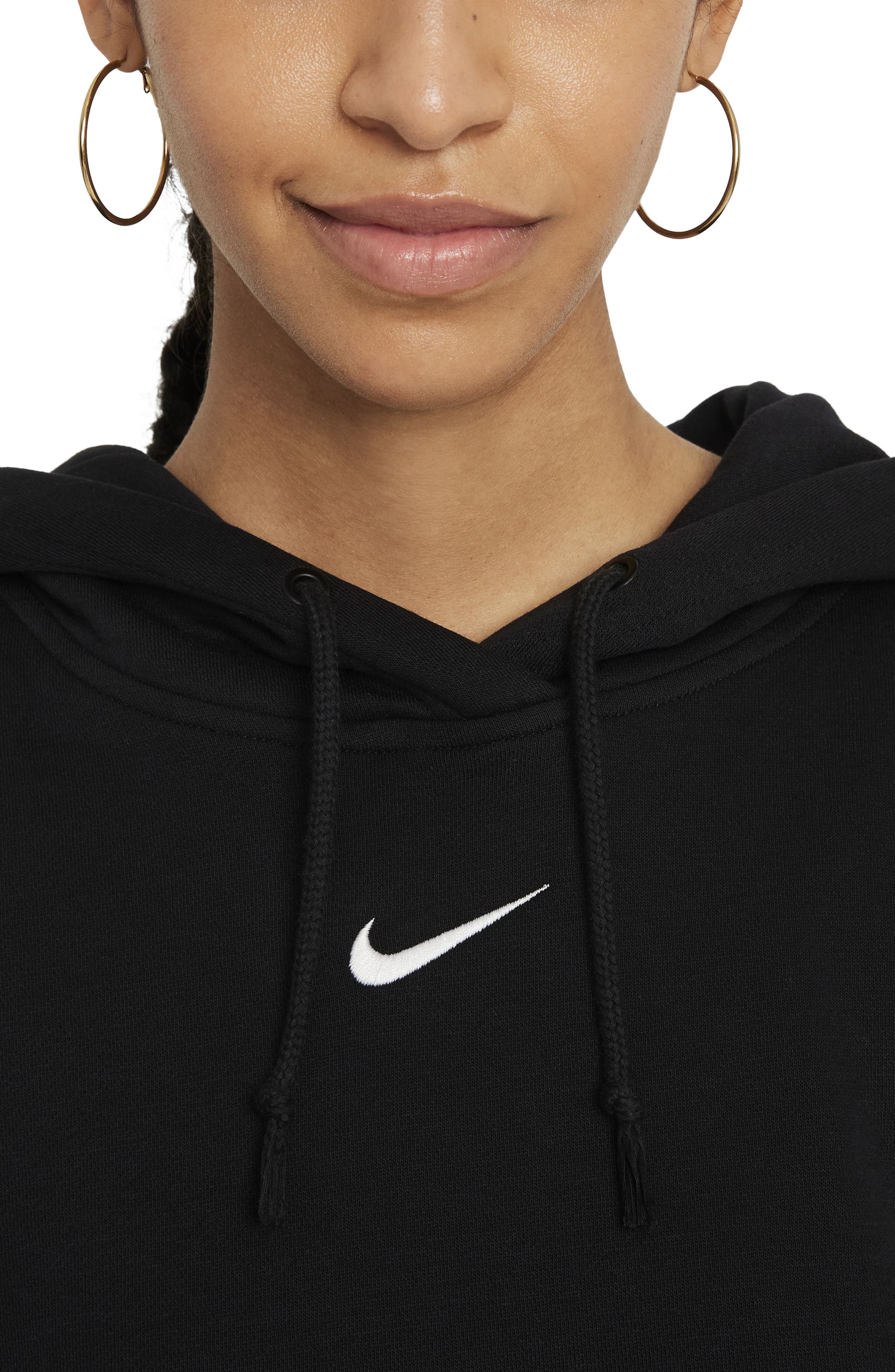 nike basic hoodie