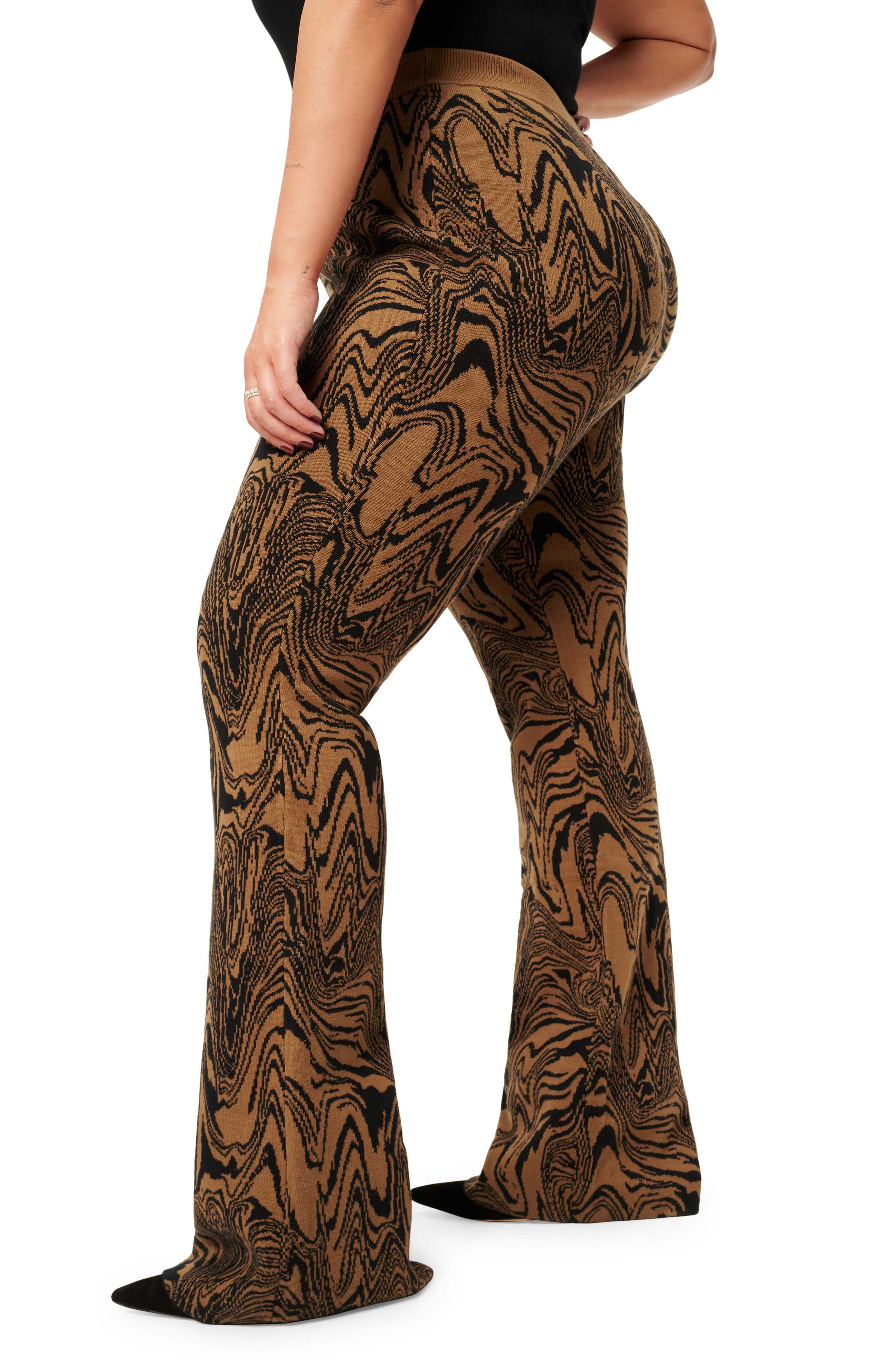 Good American Swirl Jacquard Flare Leg Pants in Sepia Swirl002