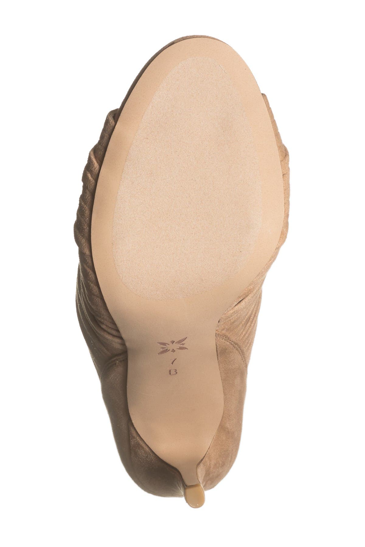 bcbg elle bootie
