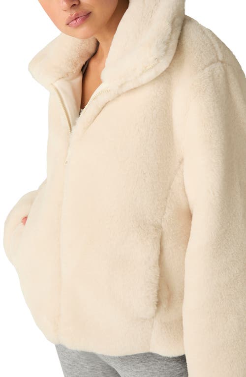 Beyond Yoga On The List Faux Fur Jacket In Fresh Snow