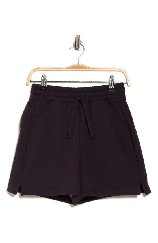 Z By Zella Day Out Fleece Shorts In Purple Nebula