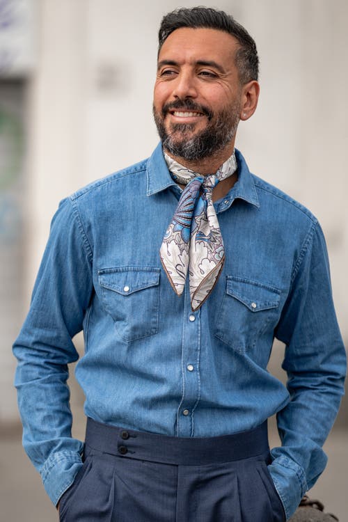 Elizabetta St. James - Hand Rolled Silk Neckerchief For Men In Blue And Tan