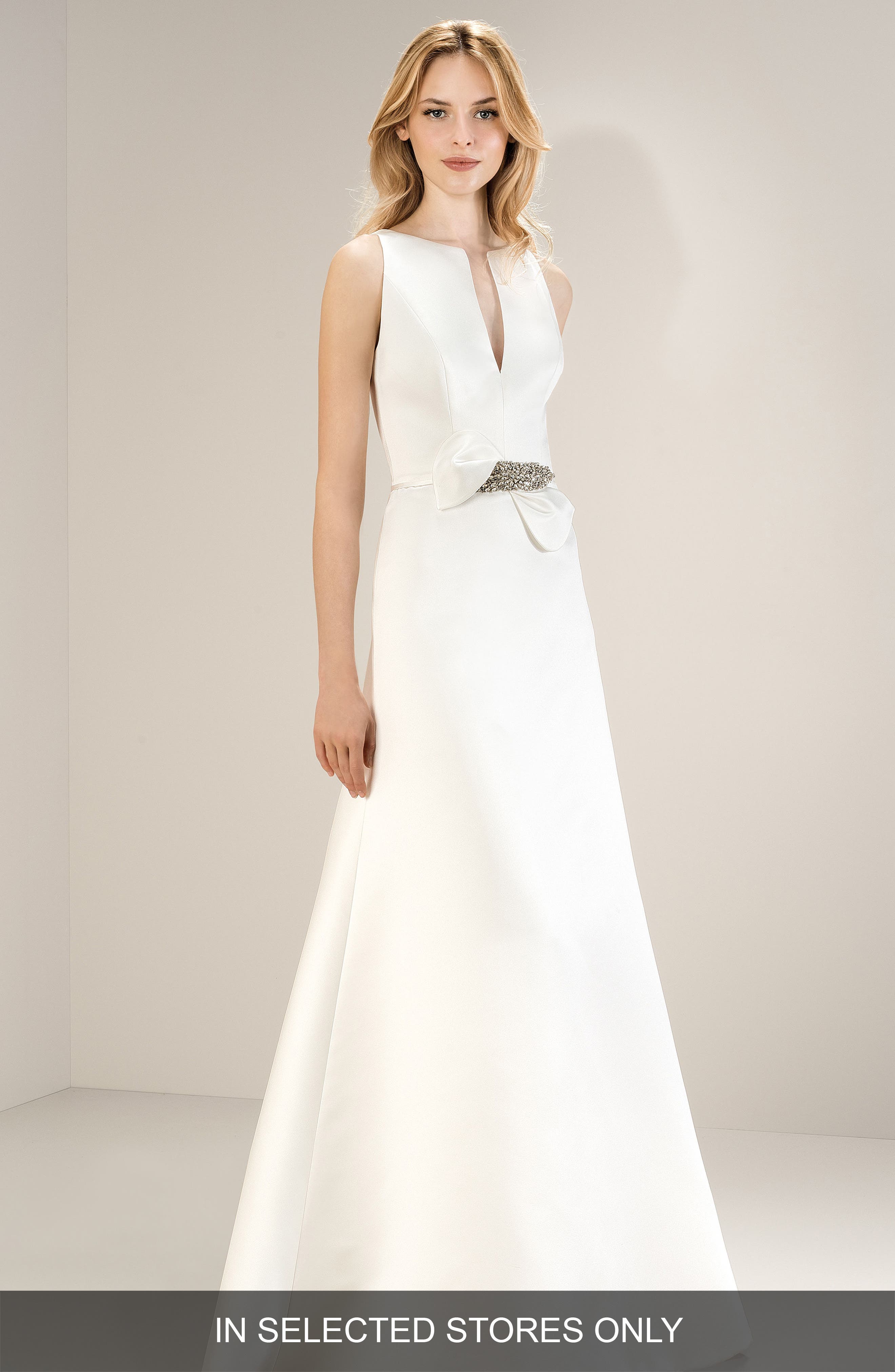 Jesus Peiro Sleeveless Split Neck Satin Gown, Size - Ivory