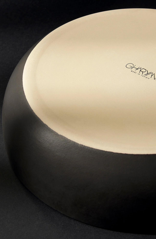 Gharyan Stoneware Shallow Stoneware Serving Bowl In Black