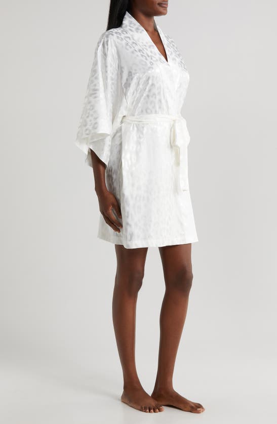Natori Decadence Leopard Satin Damask Wrap In Warm White