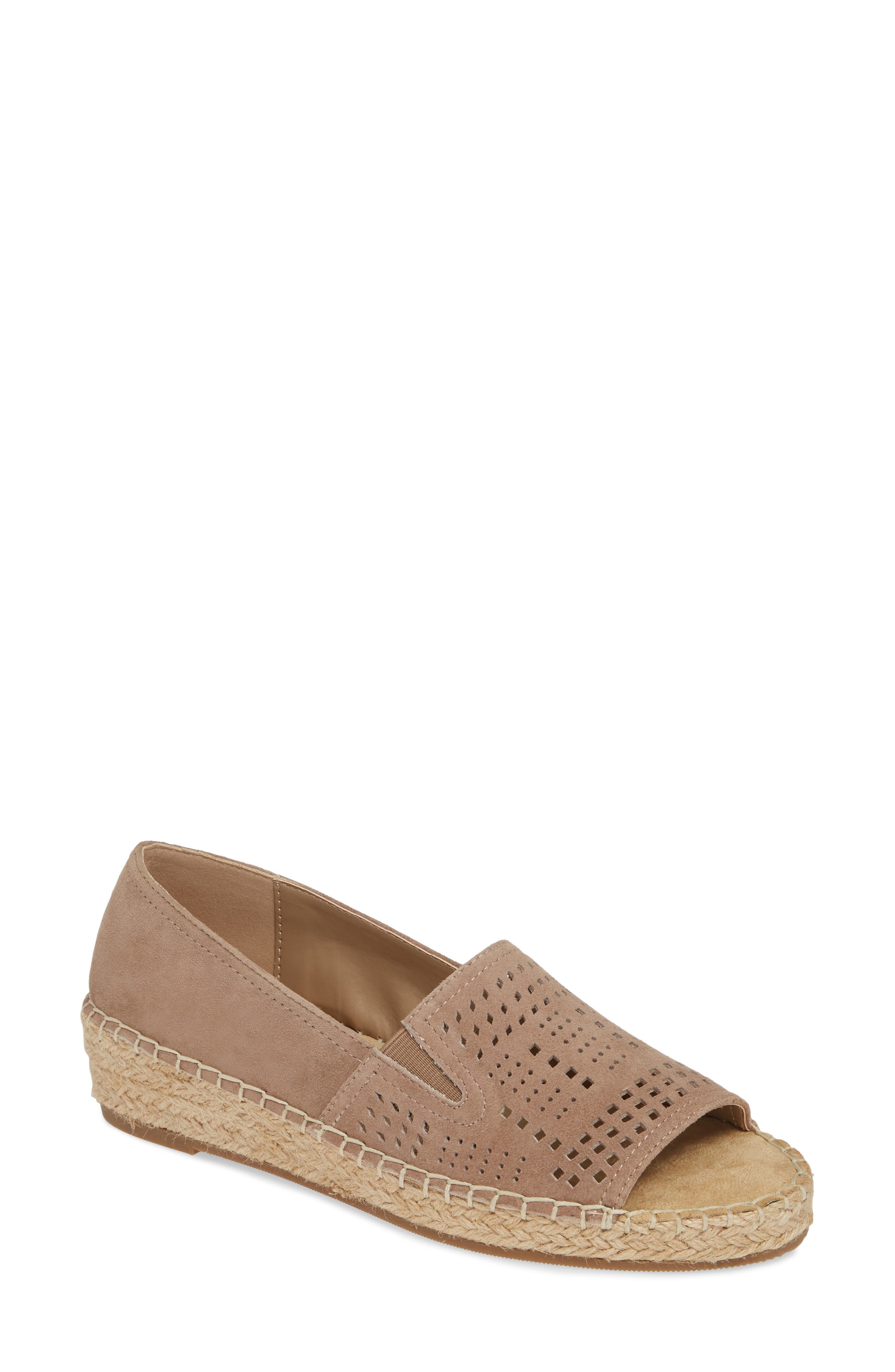 Bella Vita Cora Open Toe Slip-On, Beige