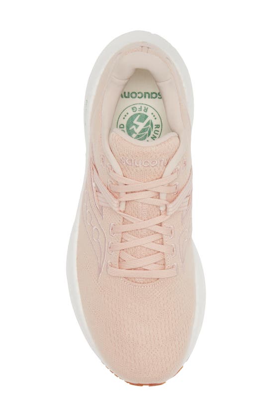 Saucony Triumph Rfg Running Shoe In Lotus