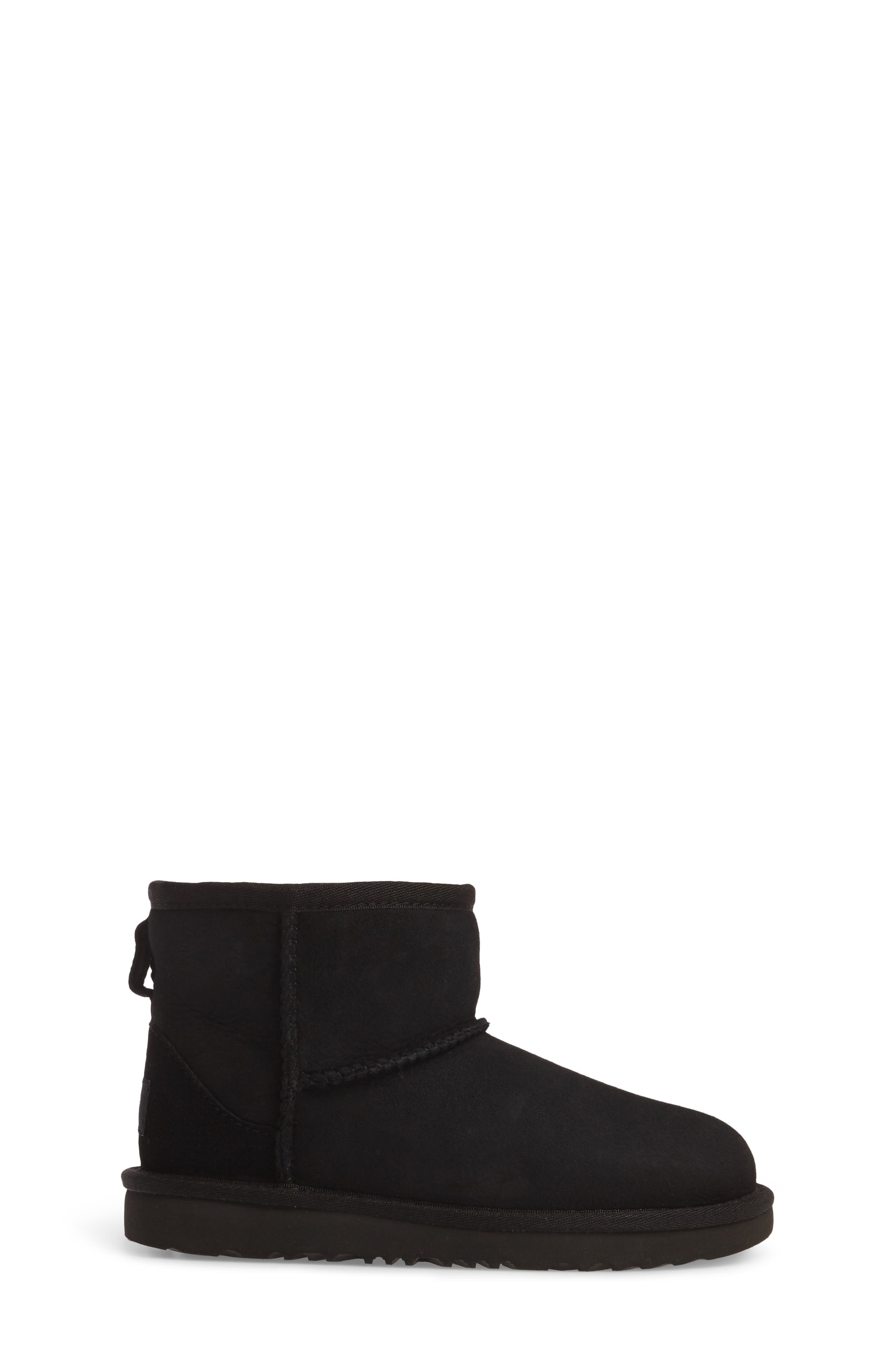 black water resistant uggs