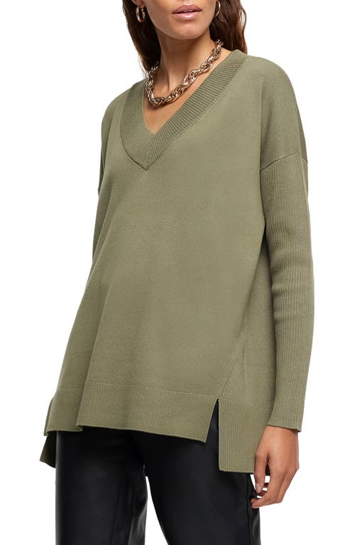 V-Neck Sweater in Khaki