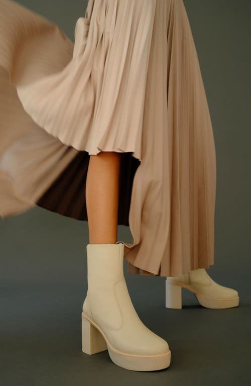Daniella Shevel Aspen Boot In Ivory