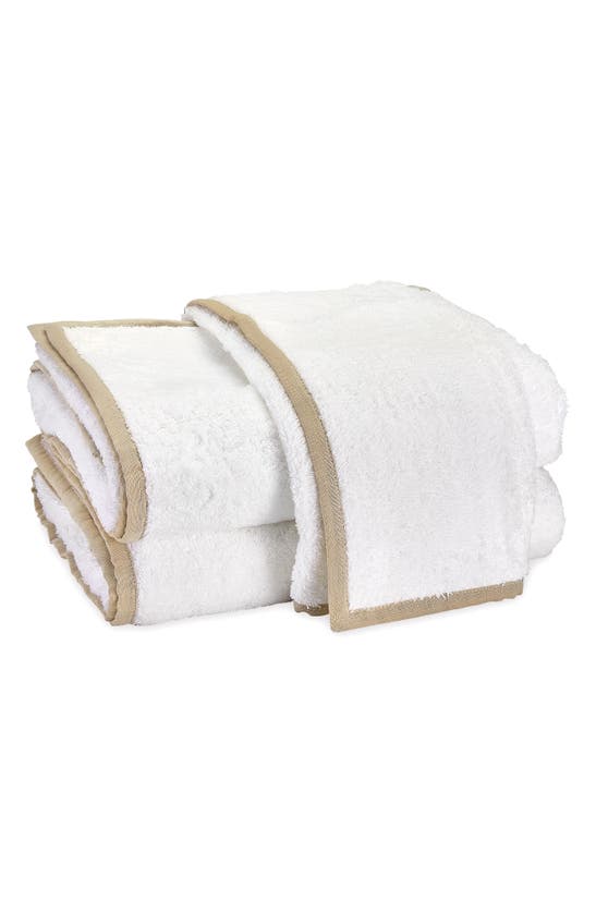 Matouk Enzo Guest Towels In Sand