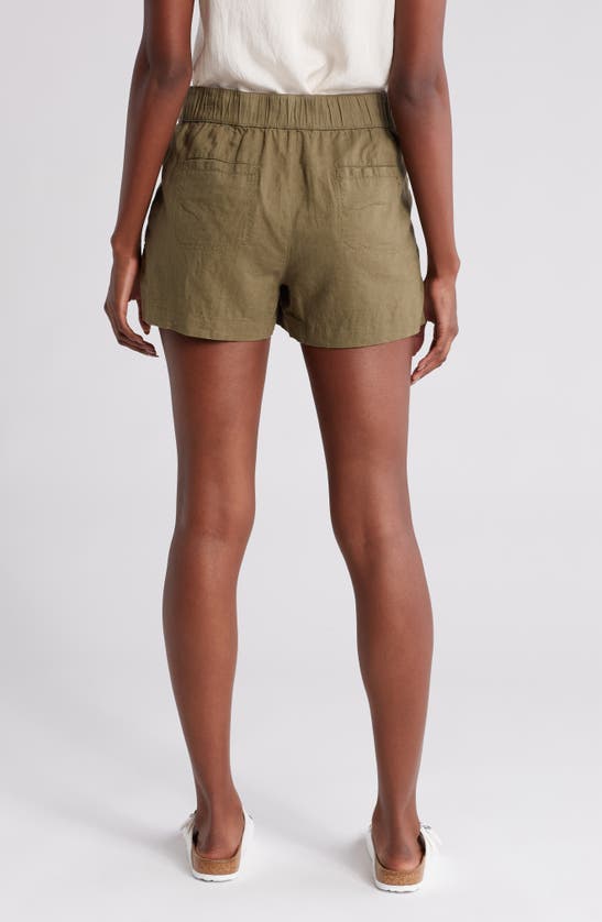 Shop Caslon ® Drawstring Linen Blend Shorts In Olive Burnt