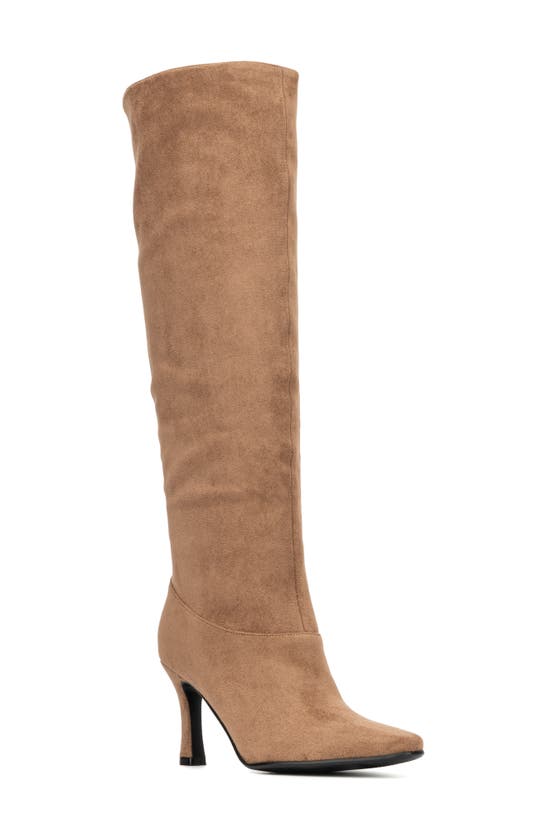 Torgeis Donatella Boot In Tan