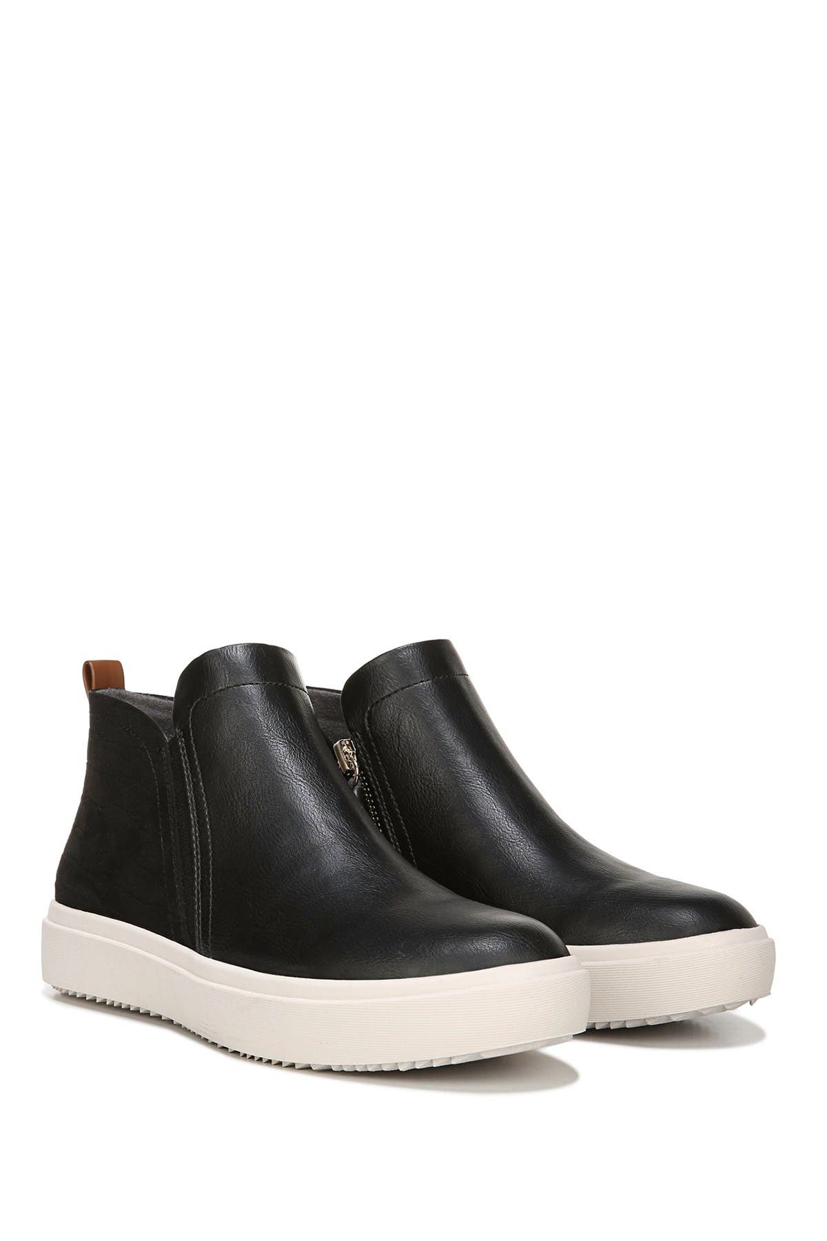 wanderay high top sneaker