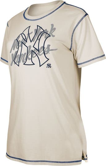 Women's Fanatics Signature Navy New York Yankees Super Soft Boxy Short Sleeve Cropped T-Shirt Size: Large